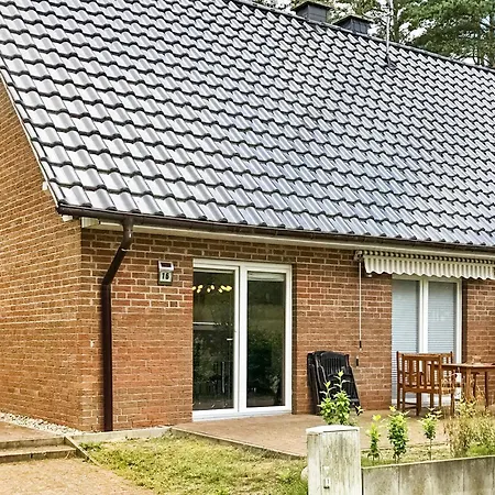 Holiday home Lovely In With Kitchen
